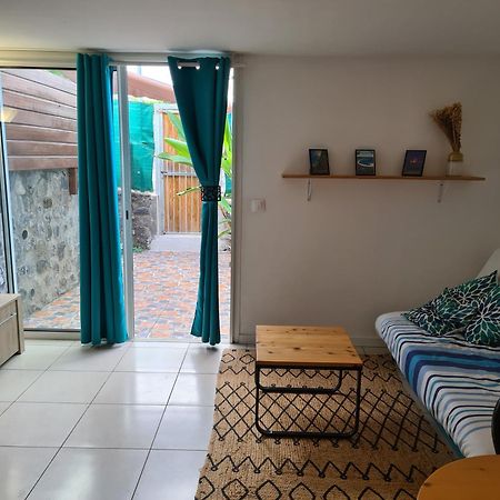 Апартаменты Ti Coin Tranquille L'Etang-Sale Экстерьер фото